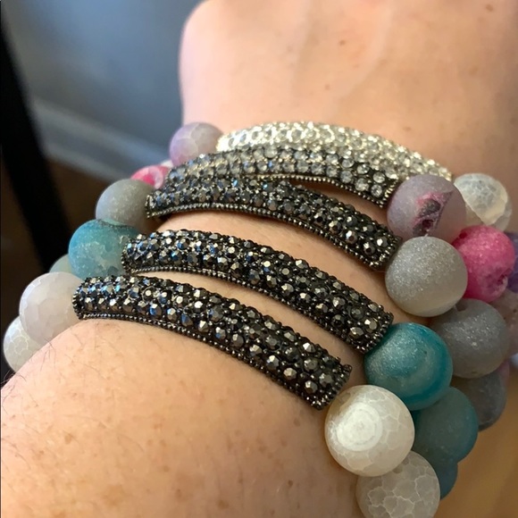 Agate druzy stone beaded stretch bracelet - Picture 7 of 8